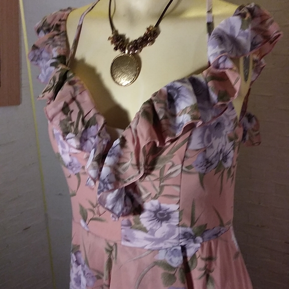 Dusty Pink ROMANTIC Maxi - Picture 4 of 11